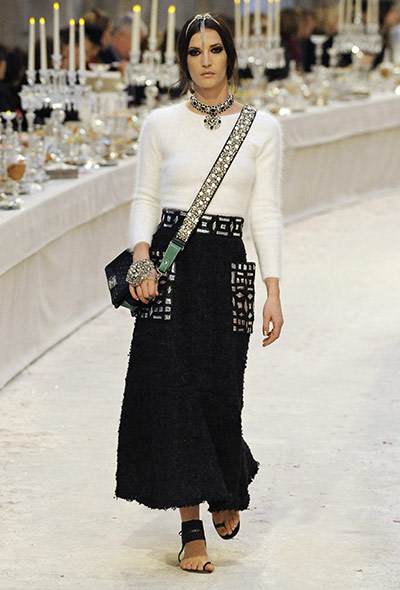 Chanel Metier d'Art show: Chanel Metier d'Art show Look 12