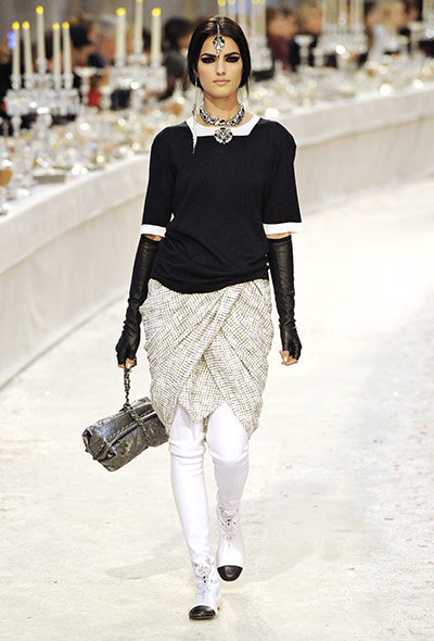 Chanel Metier d'Art show: Chanel Metier d'Art show Look 24