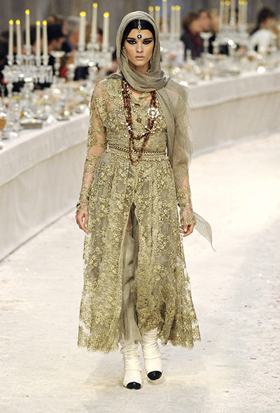 Chanel Metier d'Art show: Chanel Metier d'Art show Look 58