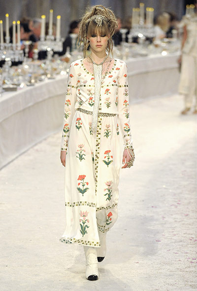 Chanel Metier d'Art show: Chanel Metier d'Art show Look 64