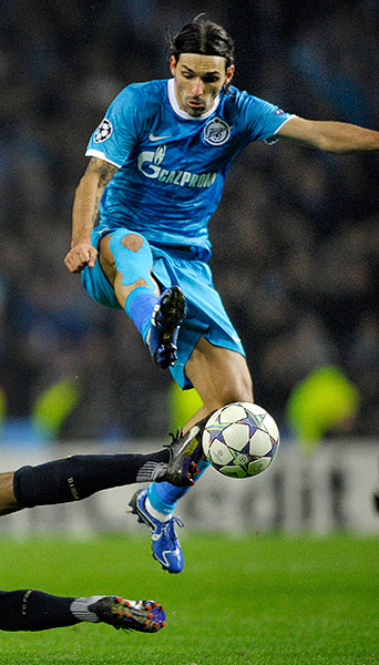 Champions League: FC Porto's Brazilian midfielder Fernando