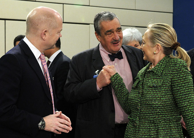 Hillary Clinton's Tour: Hillary Clinton's handshake diplomacy 