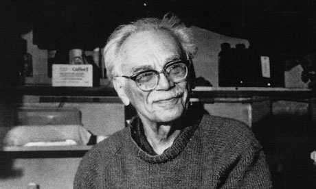 Milton Rogovin in his darkroom.