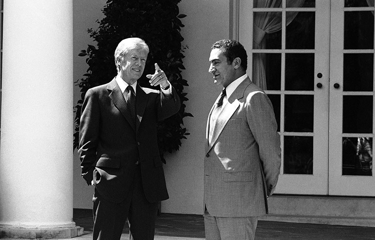 Mubarak life in pictures: Hosni Mubarak, life in pictures