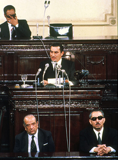 Mubarak life in pictures: Hosni Mubarak, life in pictures