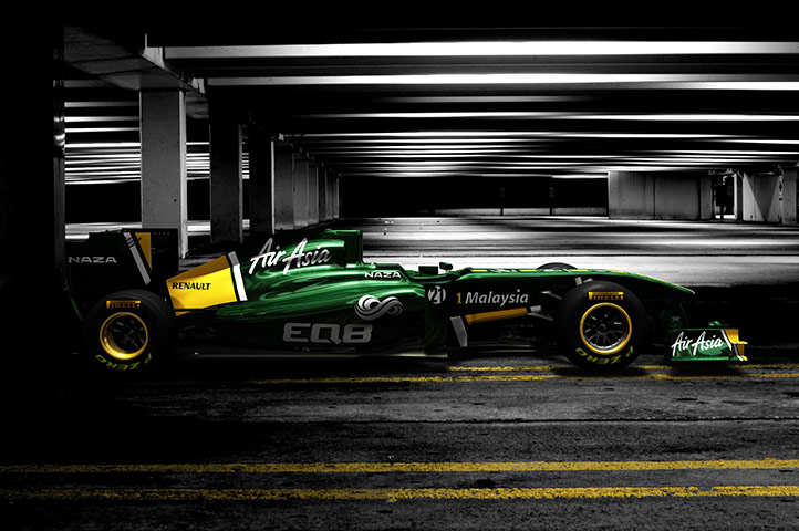 Team-Lotus-2011-F1-Car----011.jpg