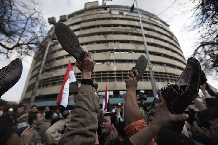 egypt day 18: anti-government protestors at Egyptian national TV building
