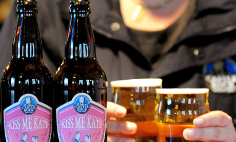 kate middleton william kiss. Kiss Me Kate beer,