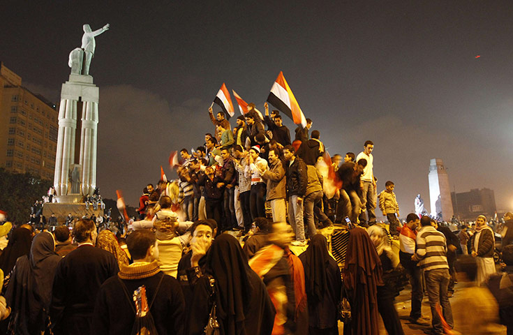 Cairo celebrates : Egyptians celebrate the removal of Mubarak from power