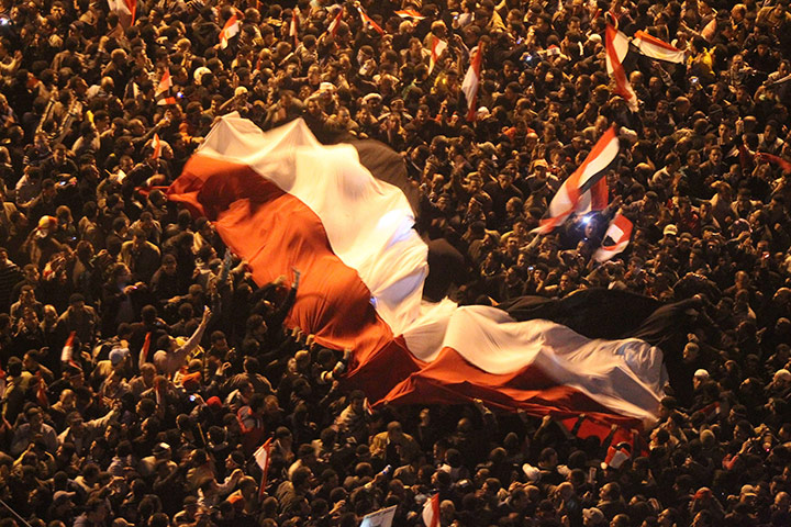 Cairo celebrates : Egyptians celebrate the removal of Mubarak from power