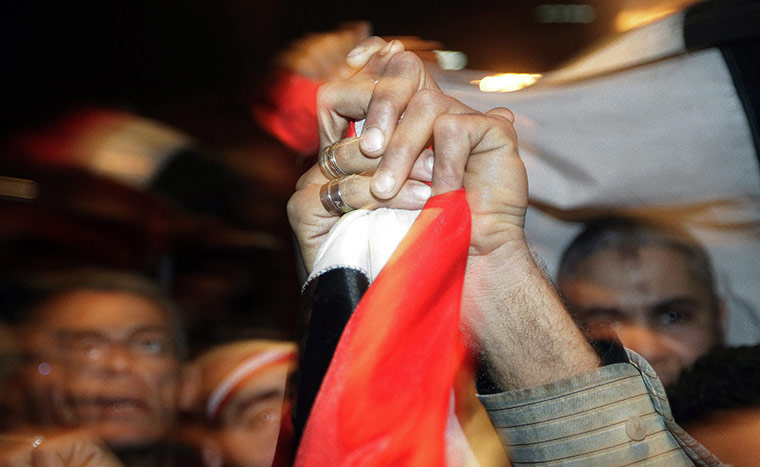Cairo celebrates : Egyptians celebrate the removal of Mubarak from power