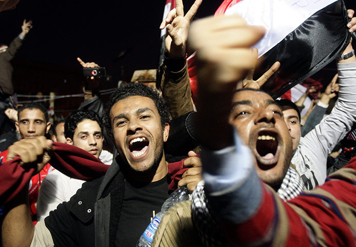 Cairo celebrates : Egyptians celebrate the removal of Mubarak from power