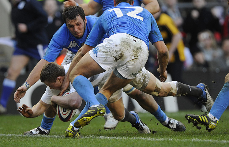 England v Italy: Chris Ashton scores his and England's second try