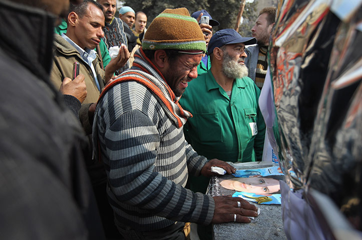 egypt day 21: Egyptian Army Asserts Authority After Fall Of Mubarak Regime