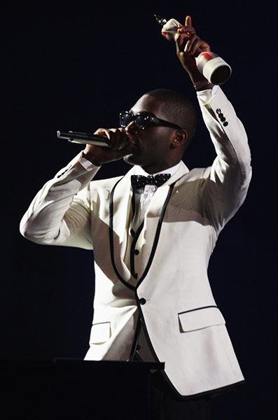 2011 Brit awards arrivals: 2011 Brit awards red carpet