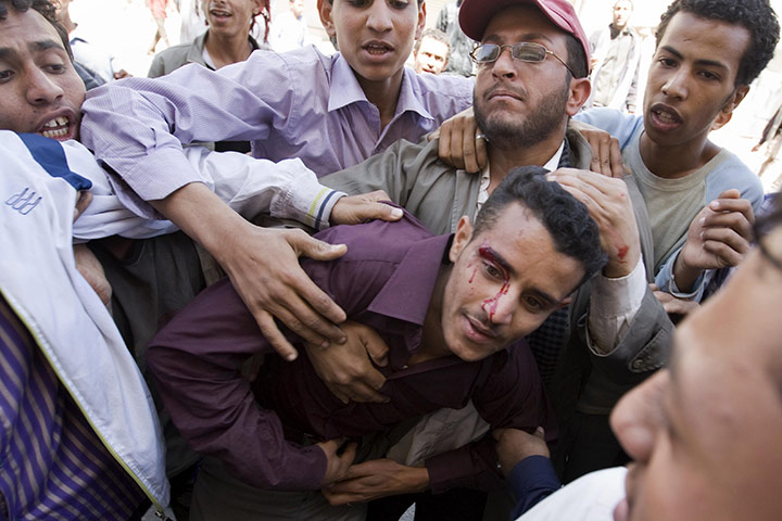 Yemen: Yemeni anti-government protesters 