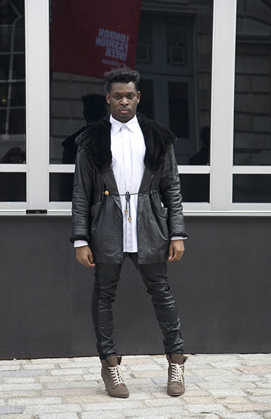 London fashion week : London fashion week: street style Andre Deveaux