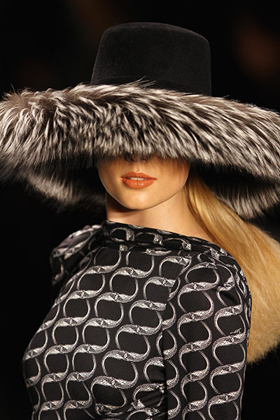 LFW: saturday: Issa Catwalk