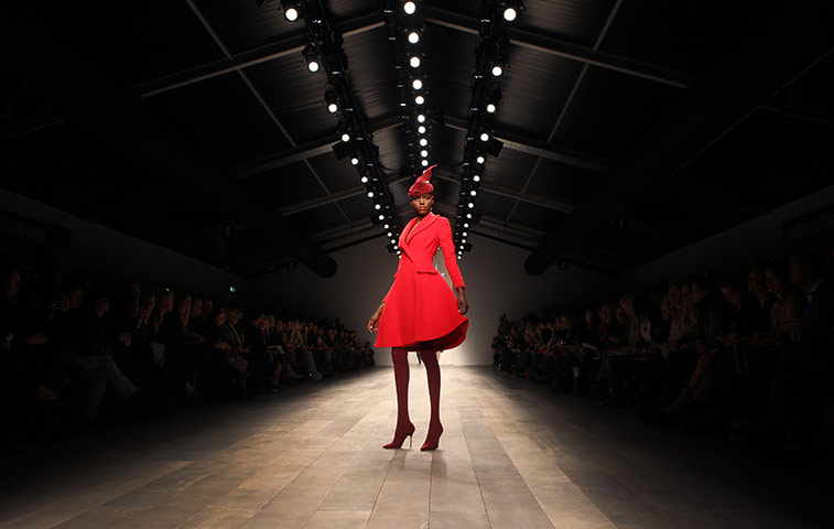 LFW: saturday: issa runway