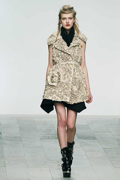 London Fashion Week : John Rocha Runway 