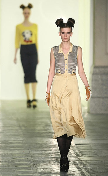 London Fashion Week : Unique Catwalk