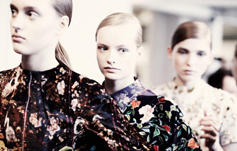 LFW: Mary Katrantzou: Backstage a Mary Katrantzou's LFW 2011 show