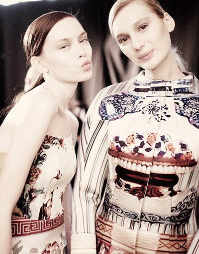LFW: Mary Katrantzou: Backstage a Mary Katrantzou's LFW 2011 show
