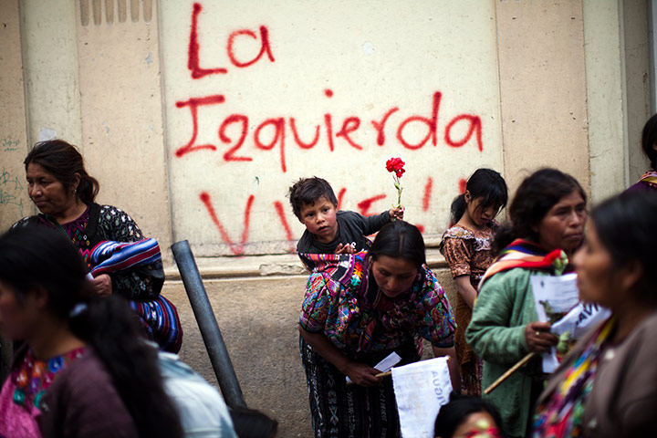 24 hours in pictures: Demonstrators gather in front of the Congress in Guatemala City
