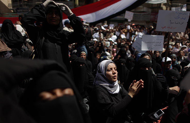 24 hours in pictures: Anti-government protesters in Sana'a, Yemen
