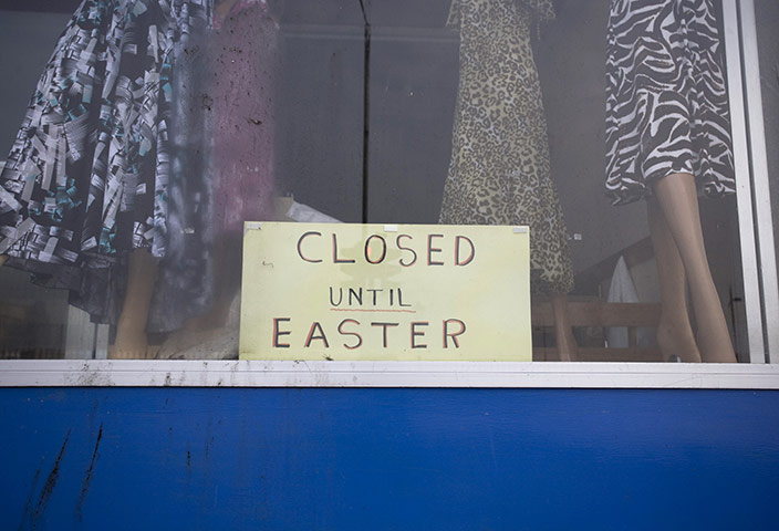 Camera Club: Guadian Camera Club: Photographing the recession