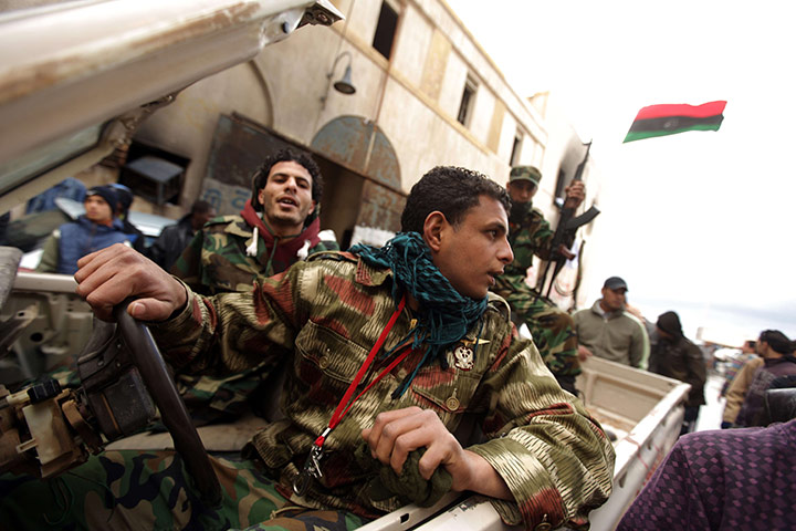 Libya unrest continues: Libyan army paratroopers who joined the