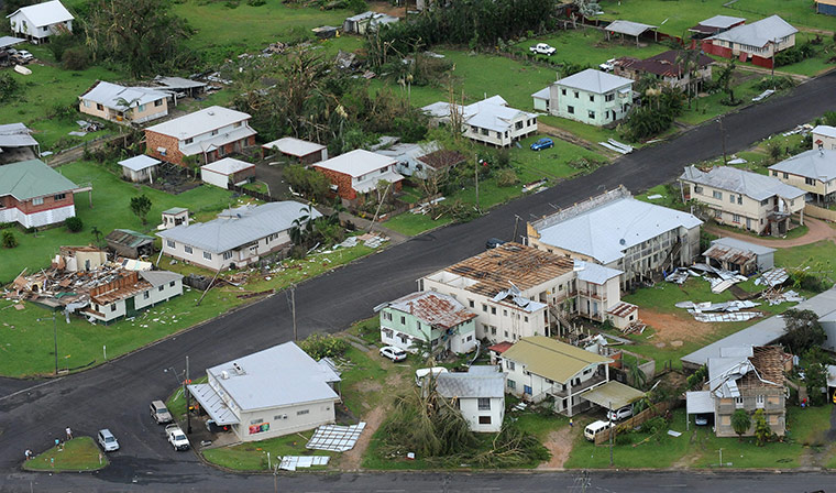 Cyclone Yasi: Homes destroyed in Tully, North Queensland after cyclone Yasi