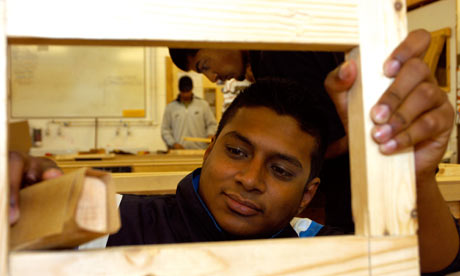 Trainee carpenter apprenticeship