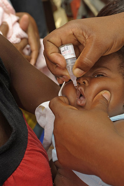 Polio in Angola: Angolans battle to eradicate polio