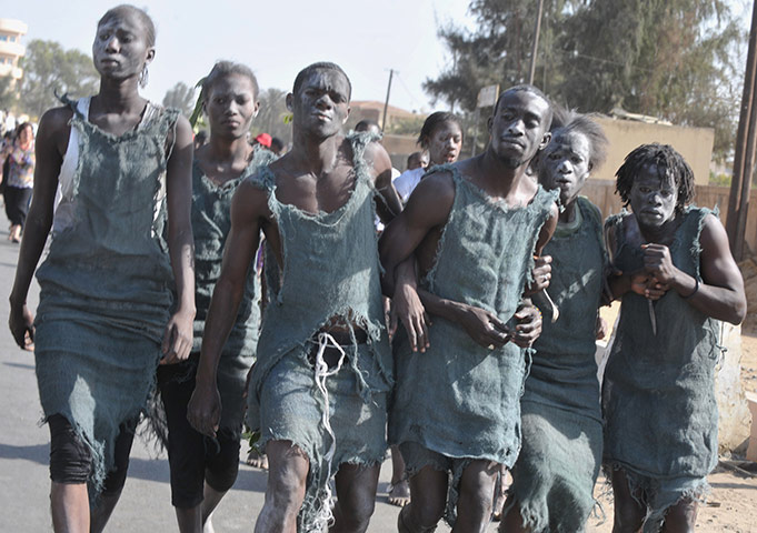 Social Forum: People  take part in a march 