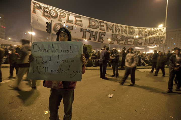sean smith in egypt: Protestors in Tahrir Square
