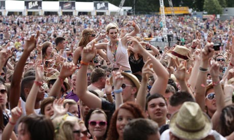 V Festival crowd