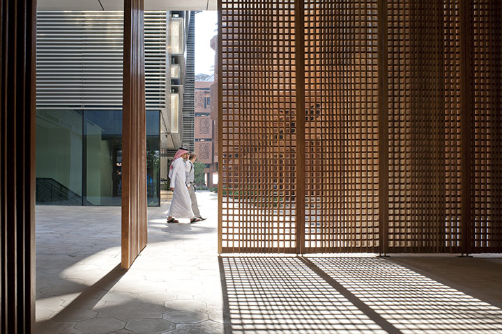 Masdar City: Masdar Institute