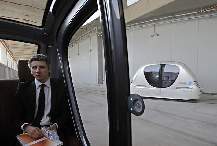 Masdar City: Driverless vehicle