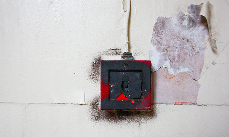 In pictures: extinguish: scorched fire alarm