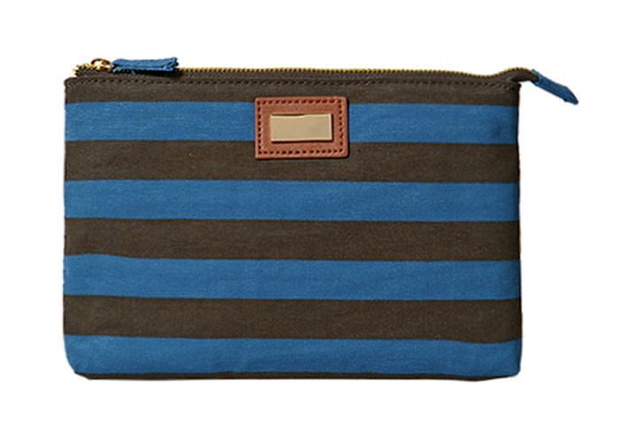 Key trends: stripes: Pouch
