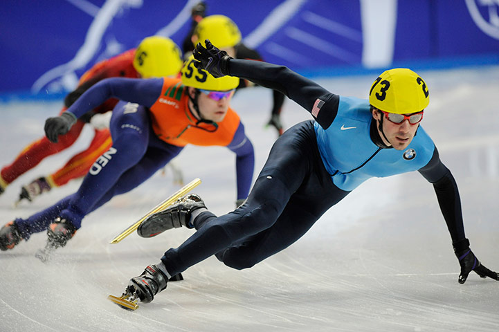 Speed Skating Jenkins: World Short Track Speed Skating, Sheffield Travis Jayner leads