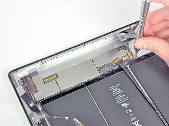 iPad2tearup  : iPad 2 tearup