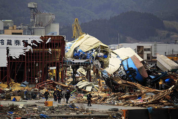 Japan Earthquake : and tsunami : International aid and Rescue team around Sendai