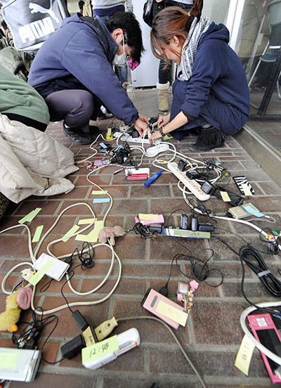 Japan Earthquake : and tsunami : International aid and Rescue team around Sendai