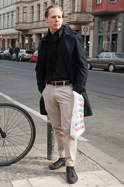 Berlin street style: Andreas Siegmund, 27.