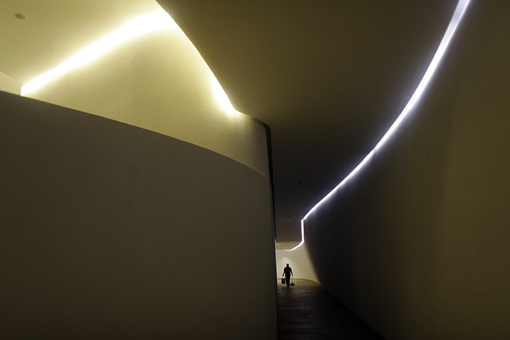 Soumaya Museum Mexico: spiralling corridors