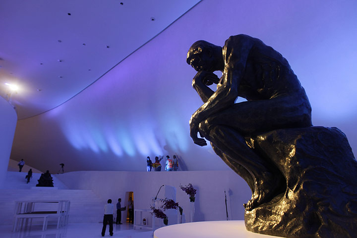 Soumaya Museum Mexico: Rodin's The Thinker sits at the entrance of the Soumaya Museum
