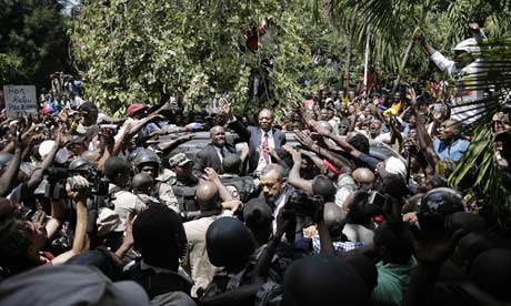 ARISTIDE ARRIVES TO HAITI AFTER 7 YEARS LIVING IN EXILE IN SOUTH AFRICA