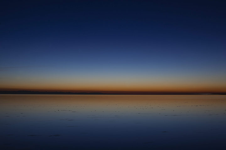 FTA: Jim Lo Scalzo  : The sun begins to rise above the Salton Sea 